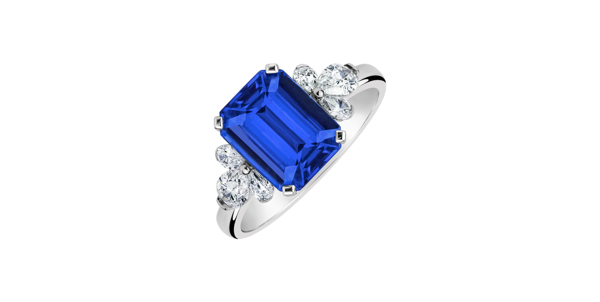 Diamond ring with Tanzanite Blue Magic