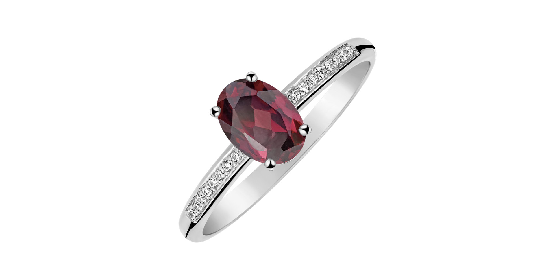 Diamond ring with Rhodolite Lauriene