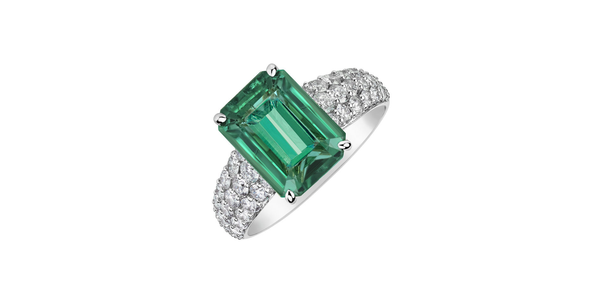 Diamond ring with Emerald Diamond Whisper