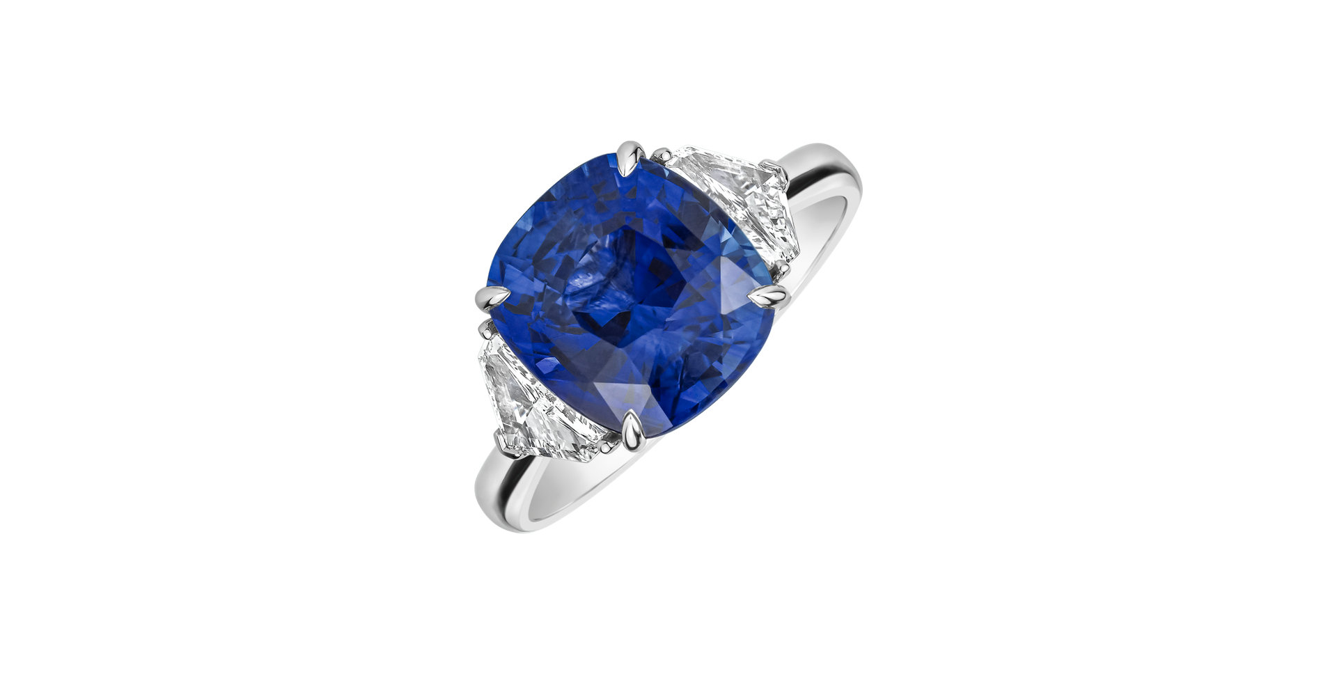 Diamond ring with Sapphire Blizzard Mistress