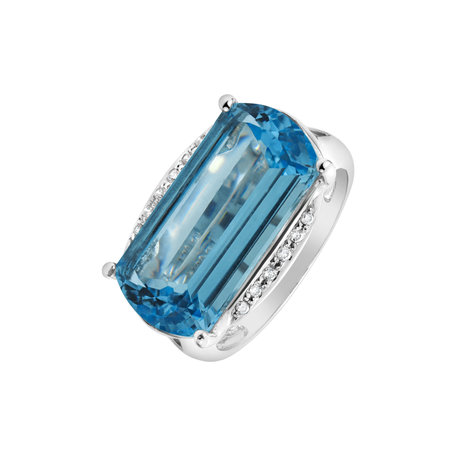 Diamond ring with Topaz Tasha