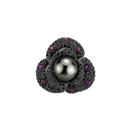 Brooch with Pearl, black diamonds and Ruby Brož a přívěs s perlou, černými diamanty a rubíny Dolores