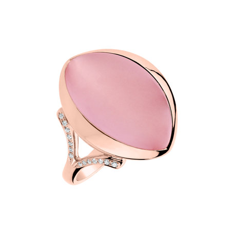 Diamond ring with Rose Quartz Ocean Signature
