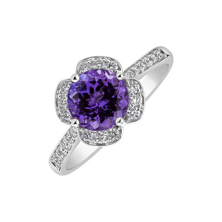 Diamond ring with Amethyst Flower Parade