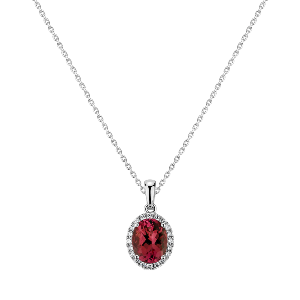 Diamond necklace with Ruby Princess