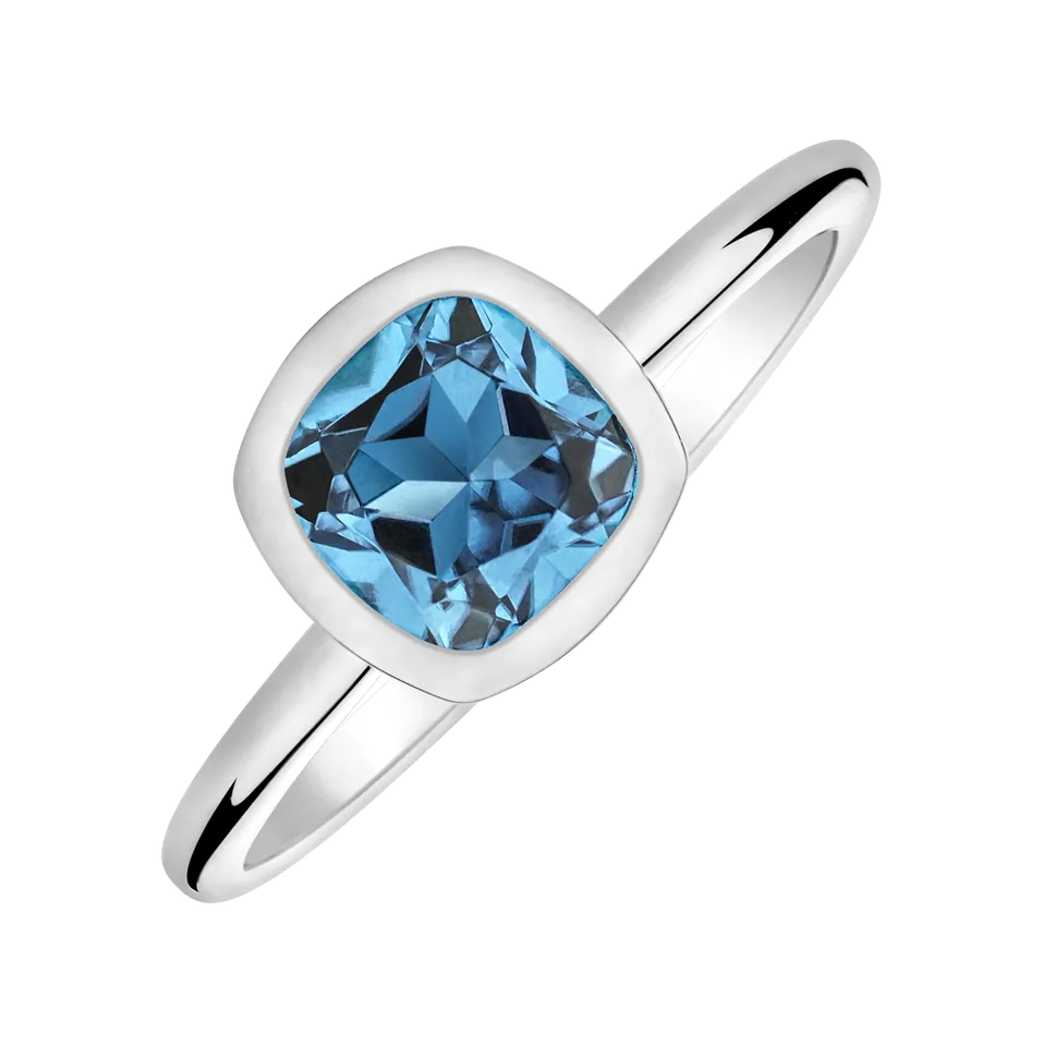 Ring with Topaz Swiss Bonbon