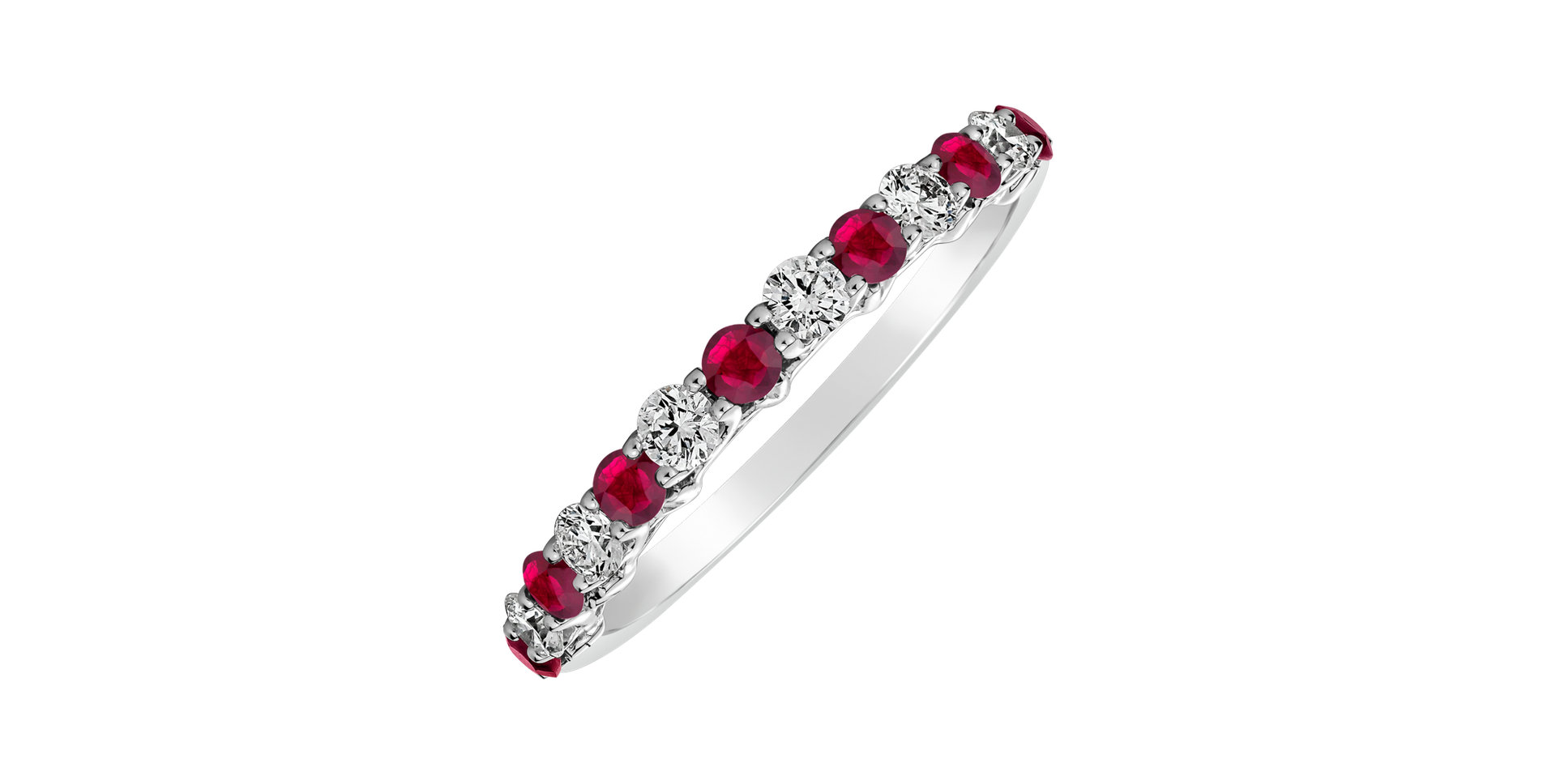 Diamond ring with Ruby Marina