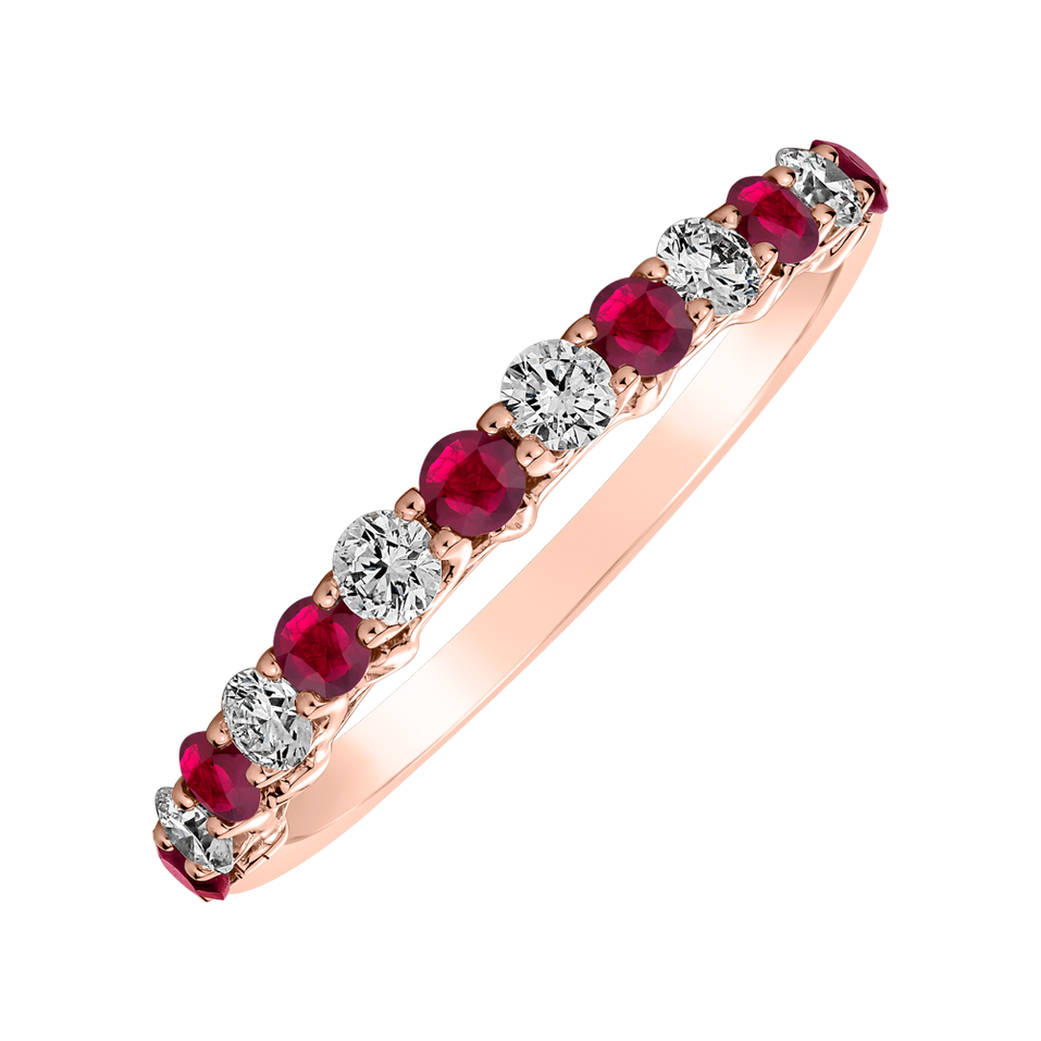 Diamond ring with Ruby Marina