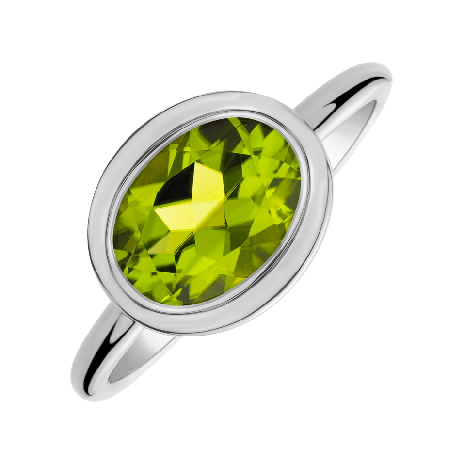 Ring with Peridot Bonbon