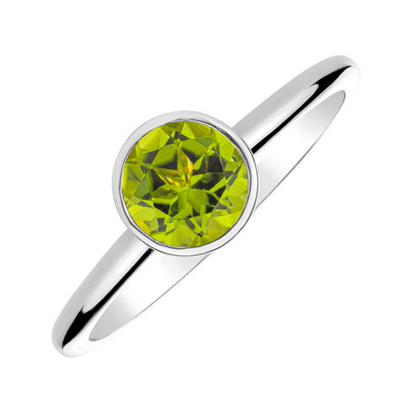 Ring with Peridot Bonbon