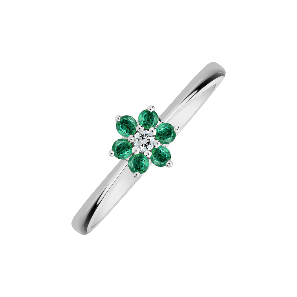 Diamond ring with emerald Winter Star