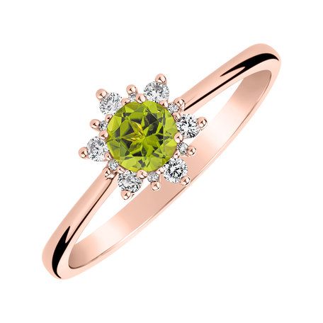 Diamond ring with Peridot Glowing Starlet