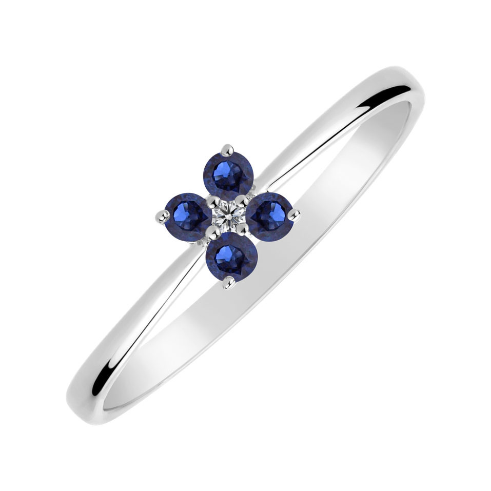 Diamond ring with Sapphire Divine Bloom