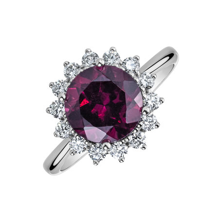 Diamond ring with Rhodolite Stellar Sun