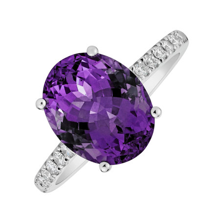 Diamond ring with Amethyst Brazil Playful Glamour