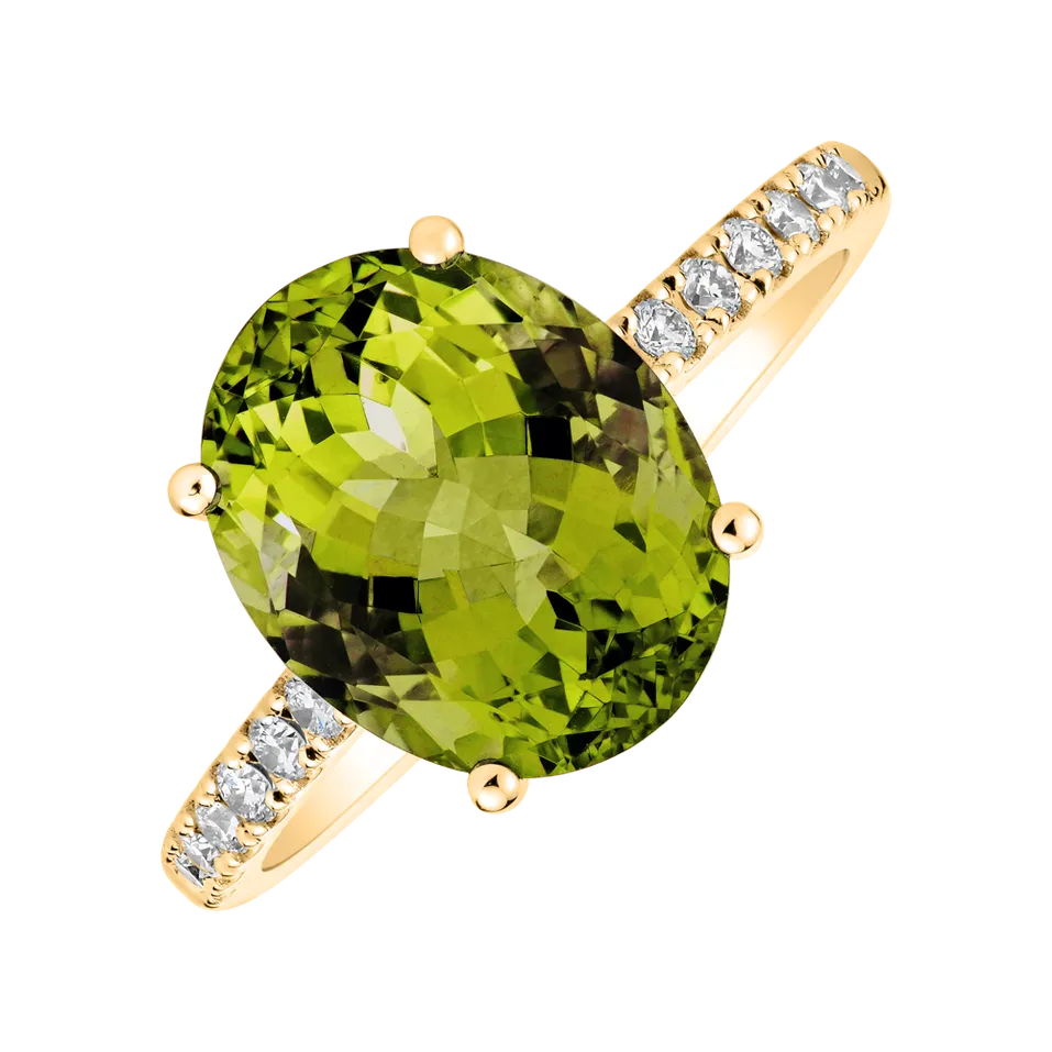 Diamond ring with Peridot Playful Glamour