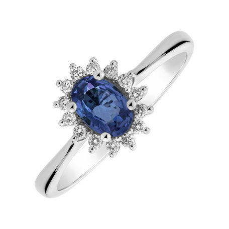 Diamond ring with Sapphire Princess
