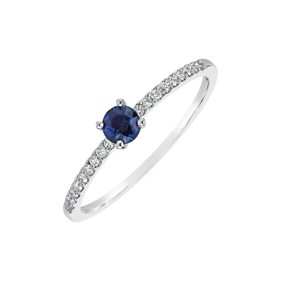 Diamond ring with Sapphire Simplia