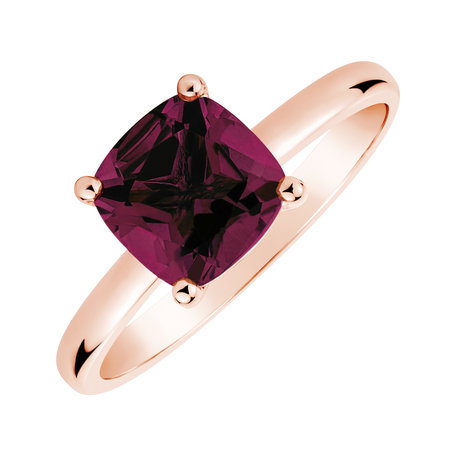 Ring with Rhodolite Bonbon