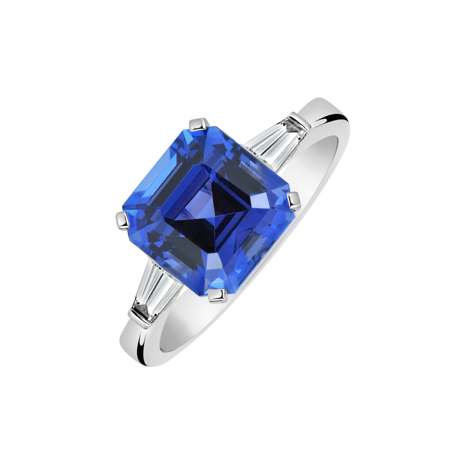 Diamond ring with Tanzanite Coronation Destiny