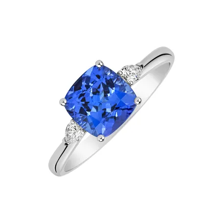 Diamond ring with Tanzanite Marigold