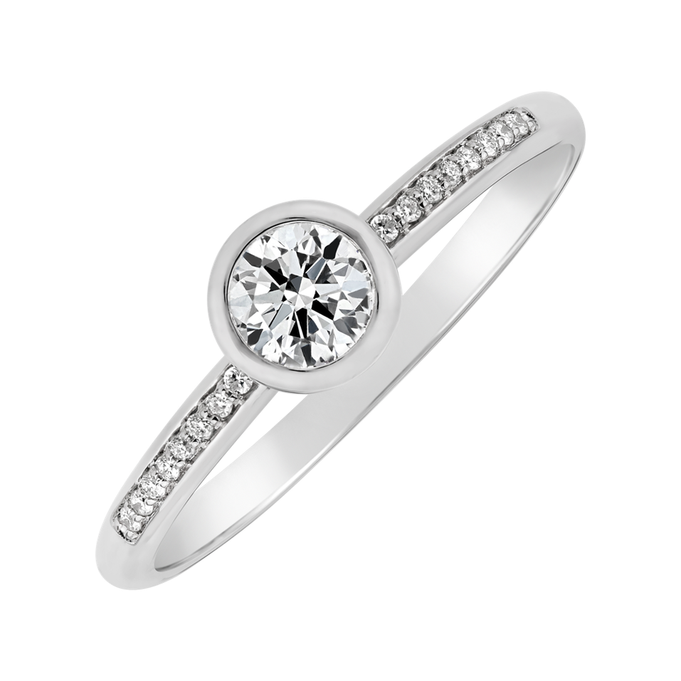 Diamond ring Elegance