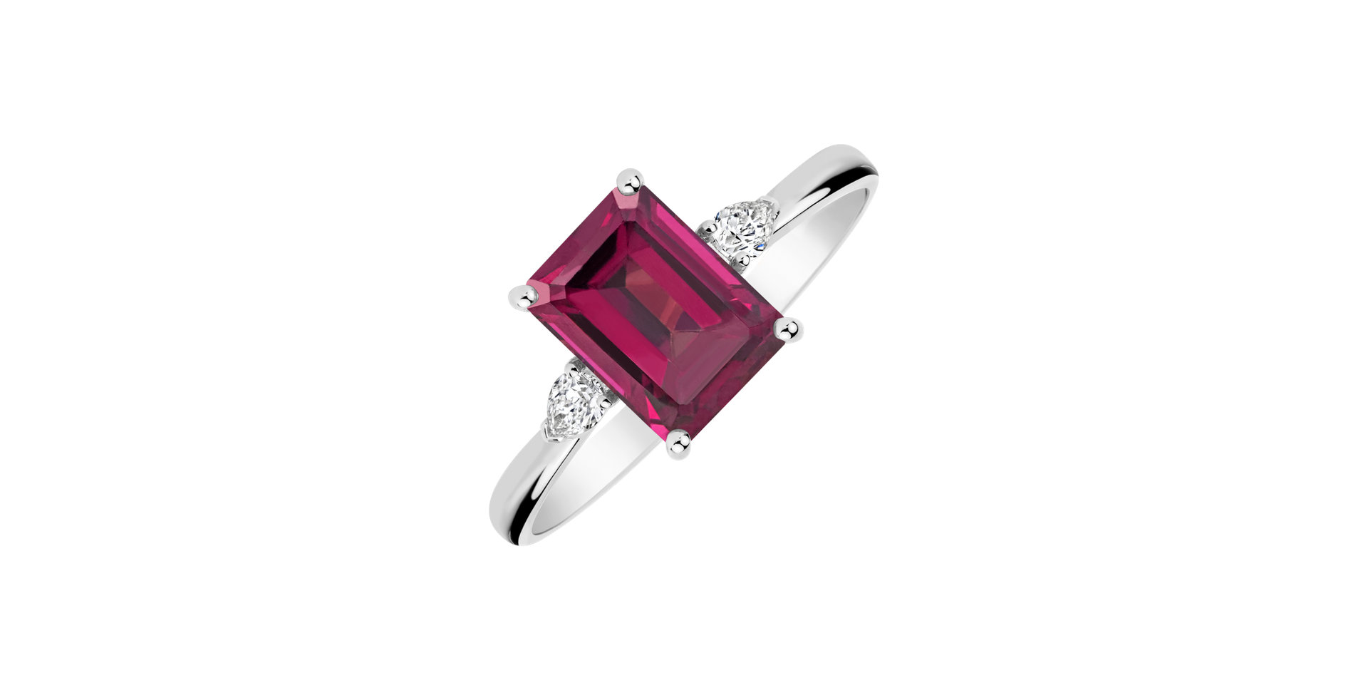 Diamond ring with Rhodolite Royal Cordelia