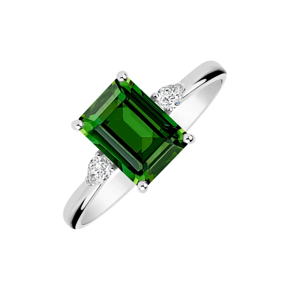 Diamond ring with Tourmaline Royal Cordelia