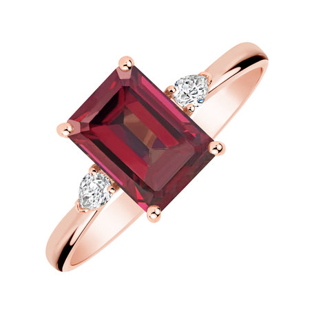 Diamond ring with Rhodolite Royal Anne