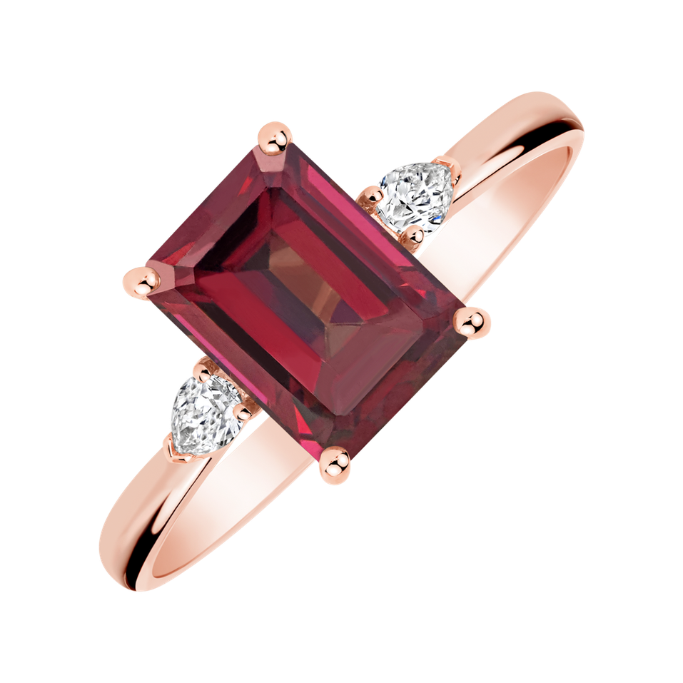 Diamond ring with Rhodolite Royal Anne