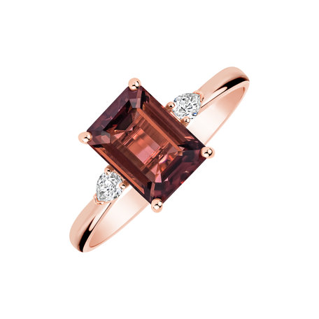 Diamond ring with Tourmaline Royal Cordelia