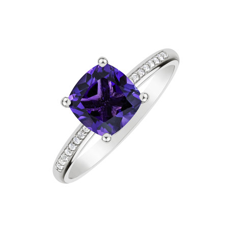 Diamond ring with Amethyst Melody Harmony
