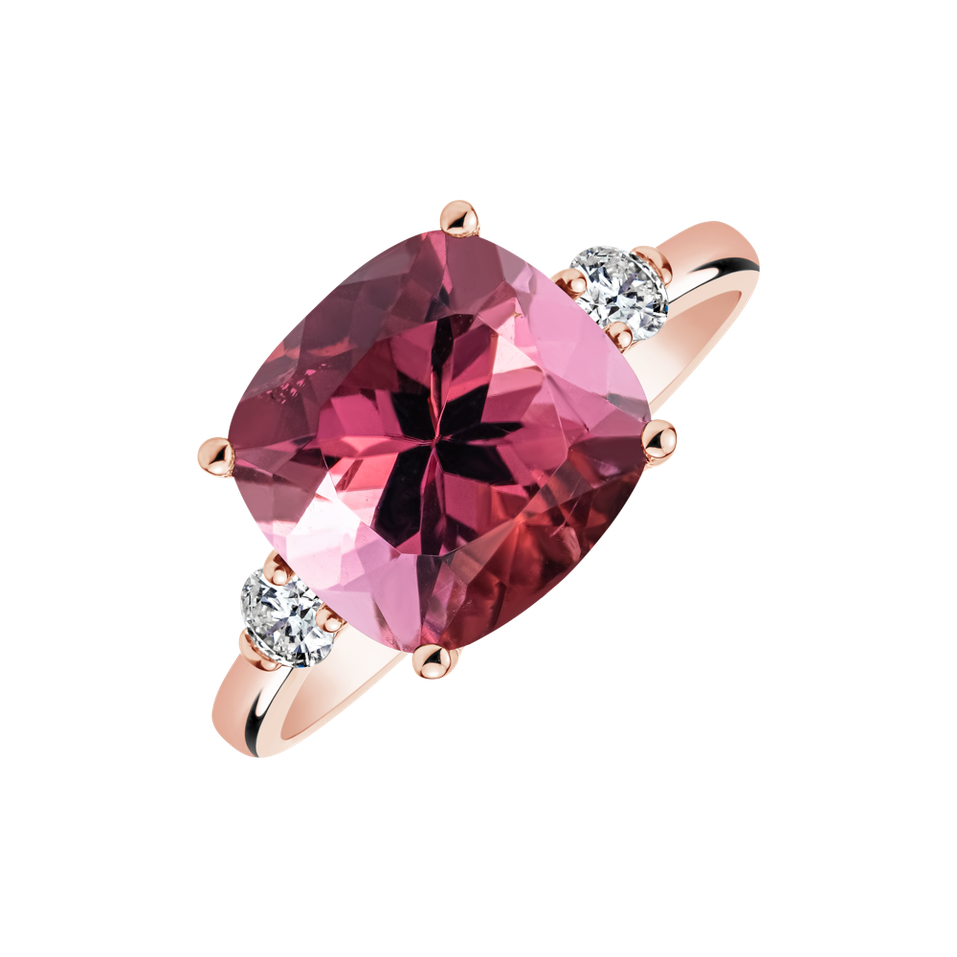 Diamond ring with Tourmaline The Duchess