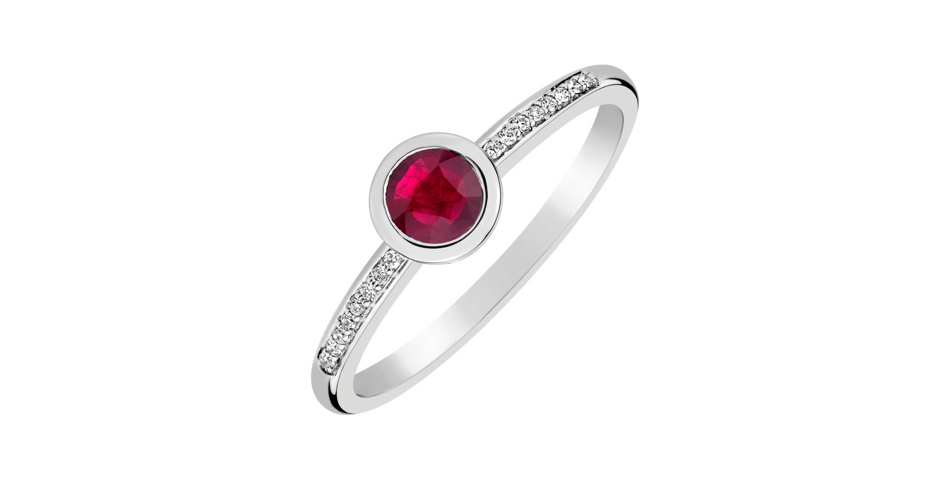 Diamond ring with Ruby Regal Sparkle