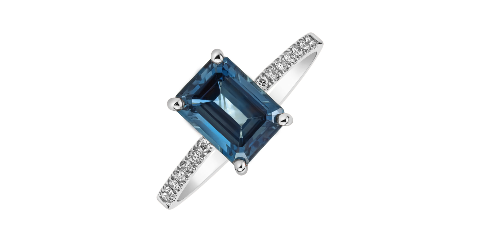 Diamond ring with Topaz Mireth