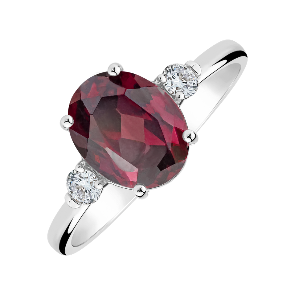 Diamond ring with Rhodolite Asuan