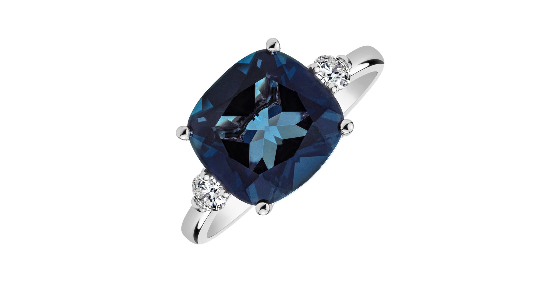 Diamond ring with Topaz The Countess