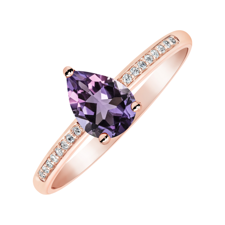 Diamond ring with Amethyst Teardrop