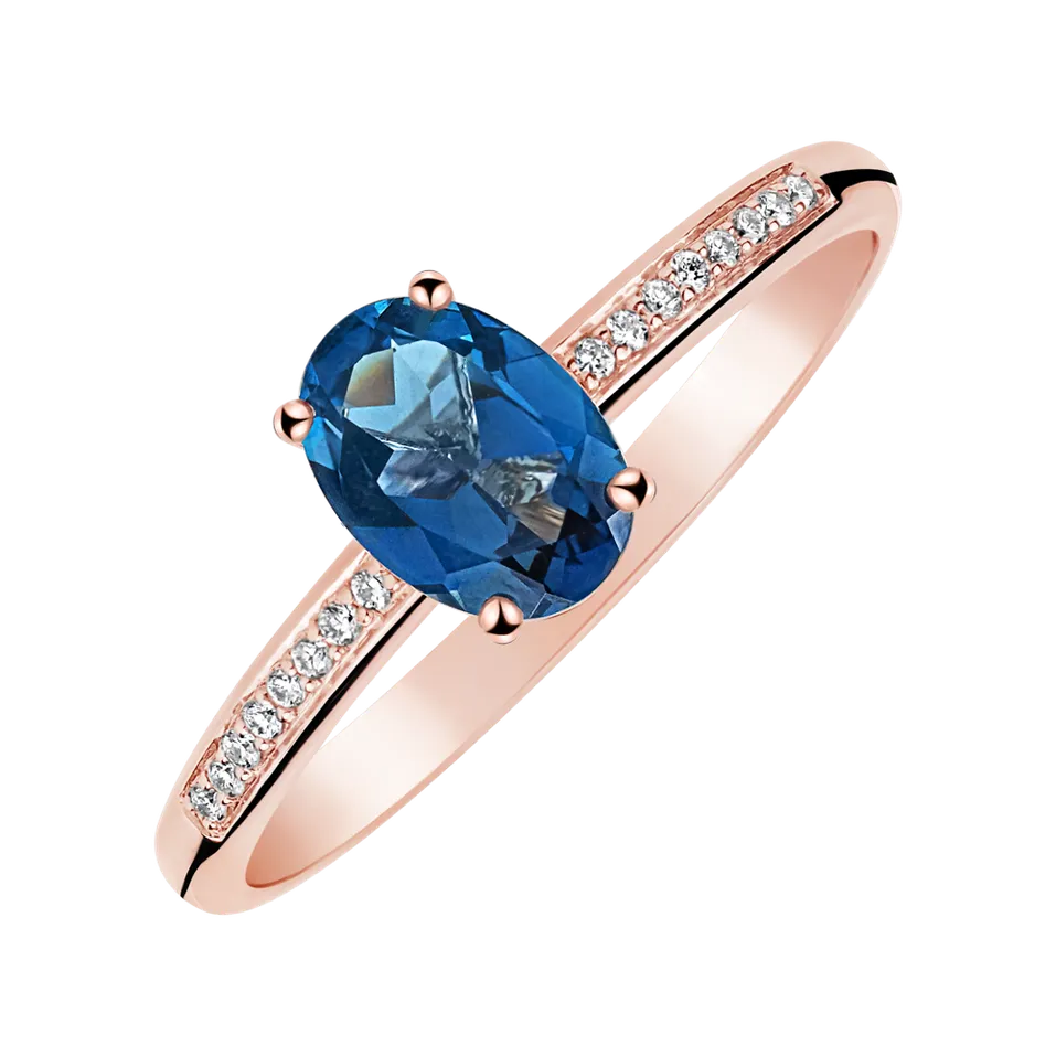 Diamond ring with Topaz Lauriene