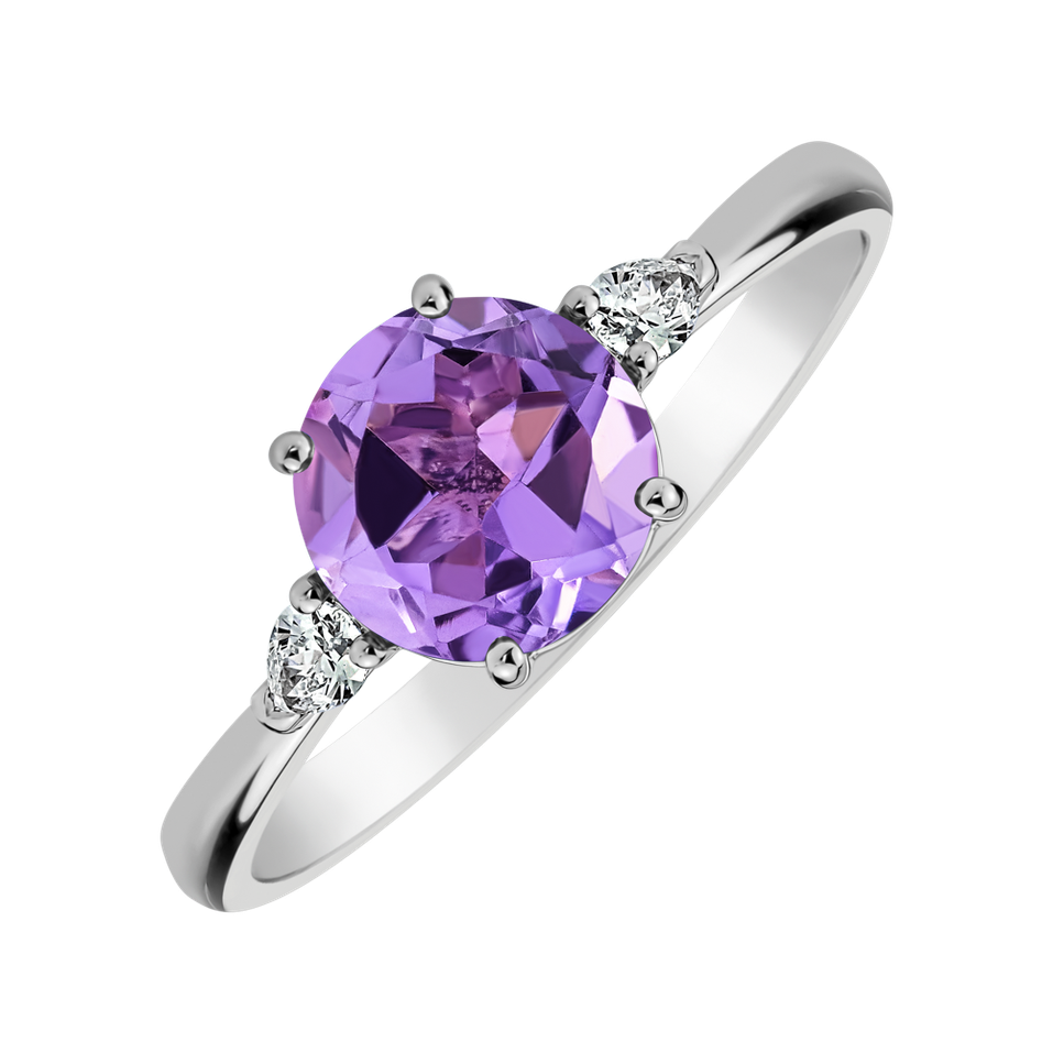 Diamond ring with Amethyst Majestic Oasis