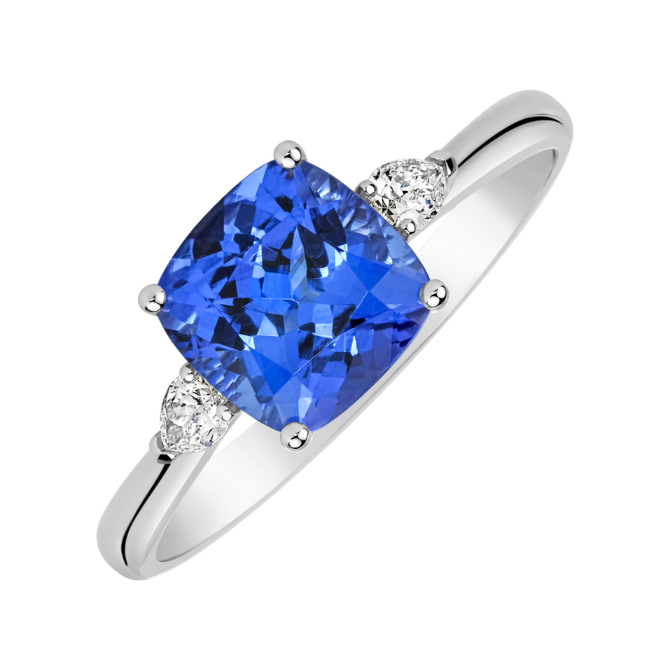 Diamond ring with Tanzanite Mirabel