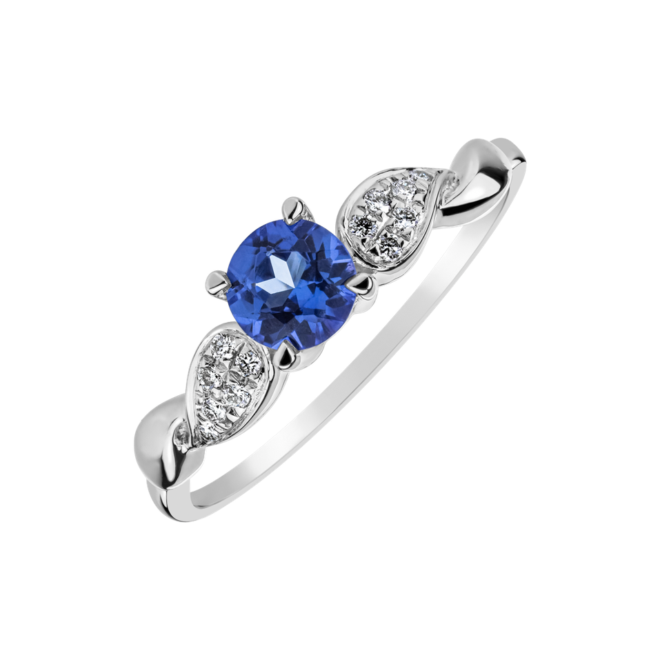 Diamond ring with Tanzanite Crispin