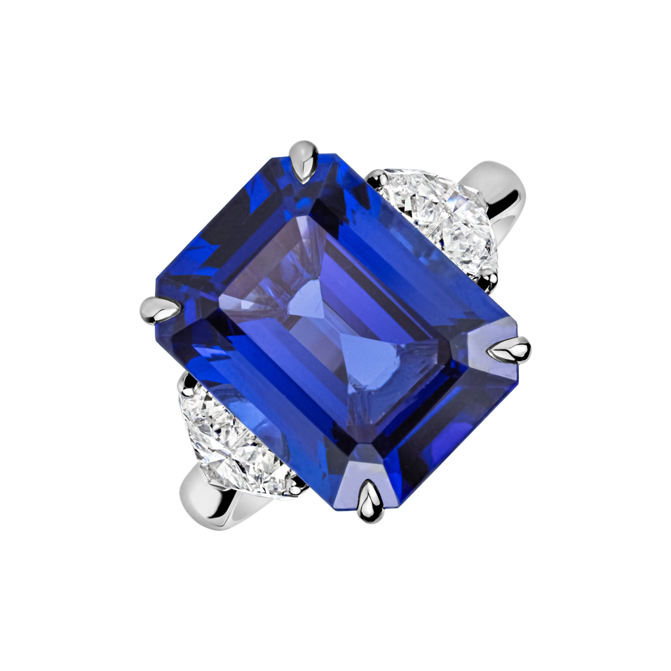 Diamond ring with Tanzanite Egbert