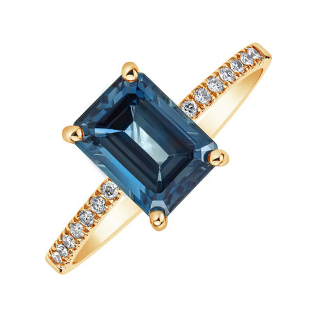 Diamond ring with Topaz Mireth