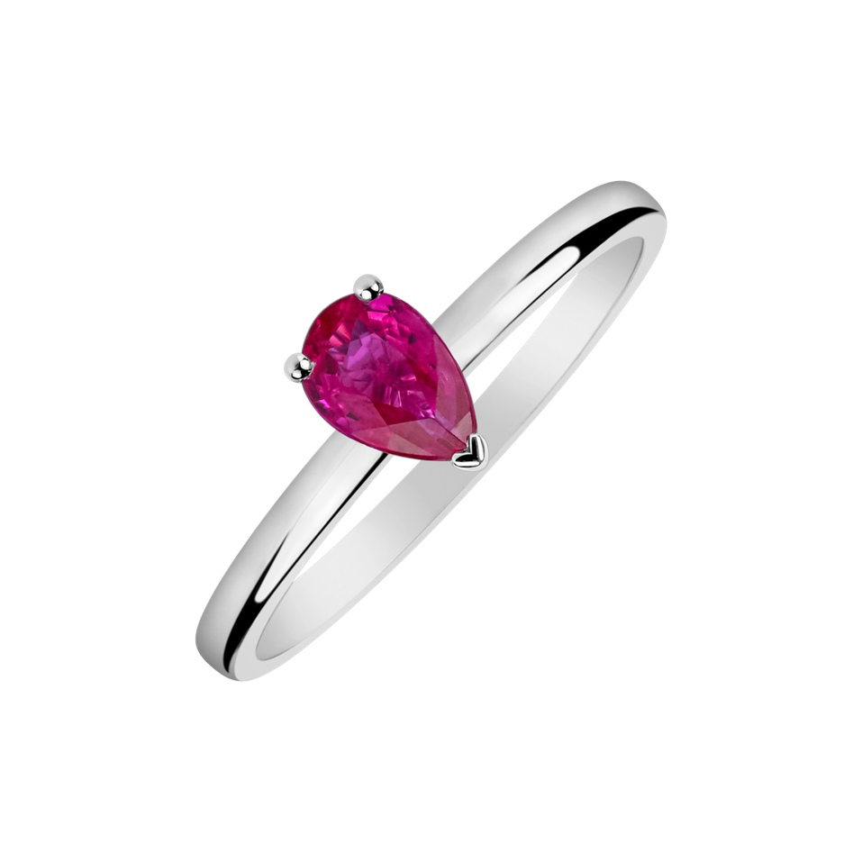 Ring with Ruby Lorienn