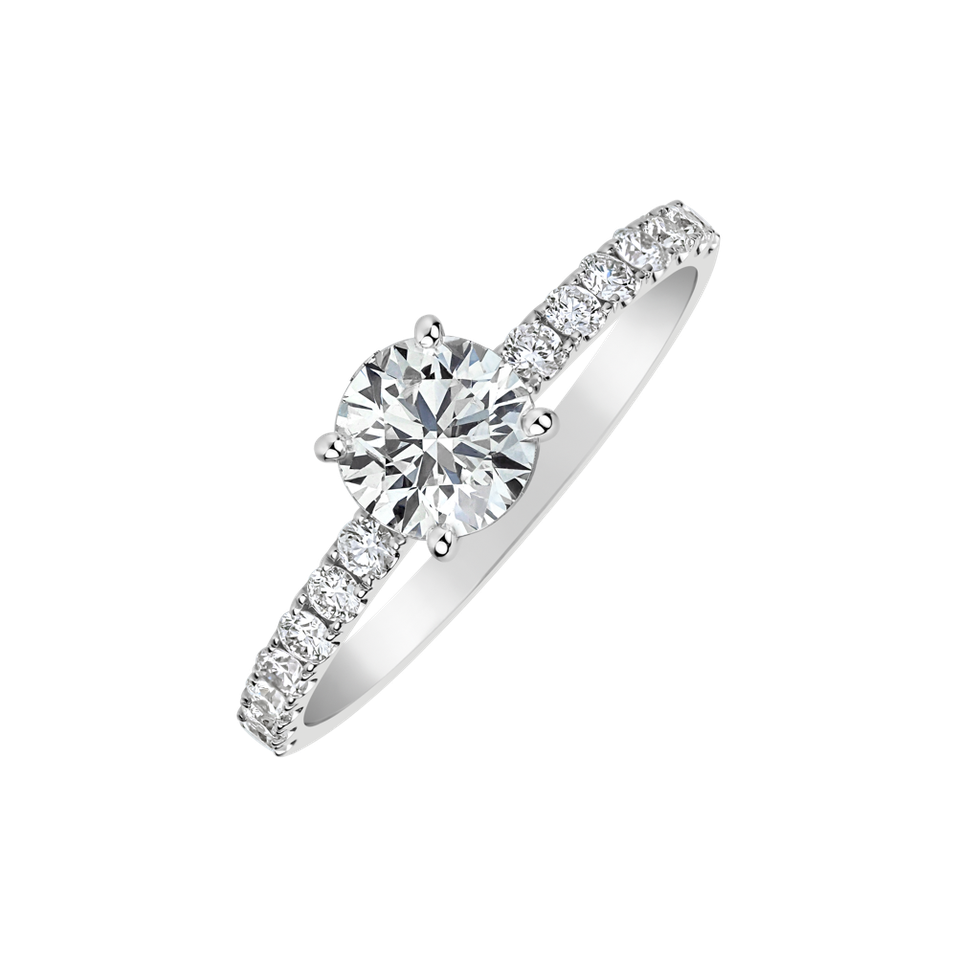 Diamond ring The Ice Queen