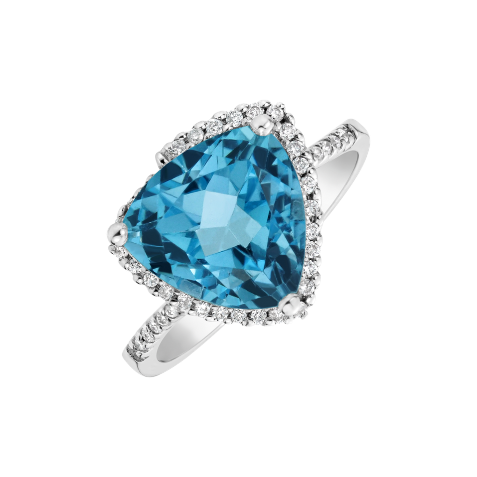 Diamond ring with Topaz Mareesa