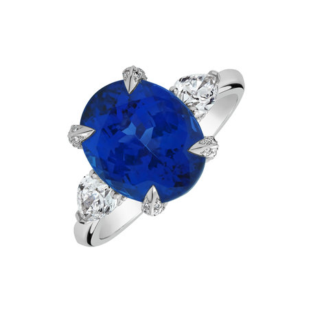 Diamond ring with Tanzanite Valoraine