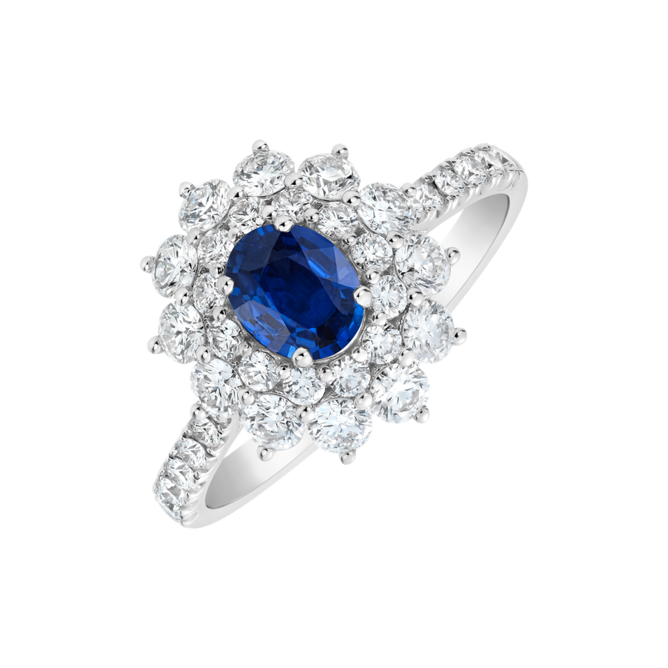 Diamond ring with Sapphire Queen of Sapphire