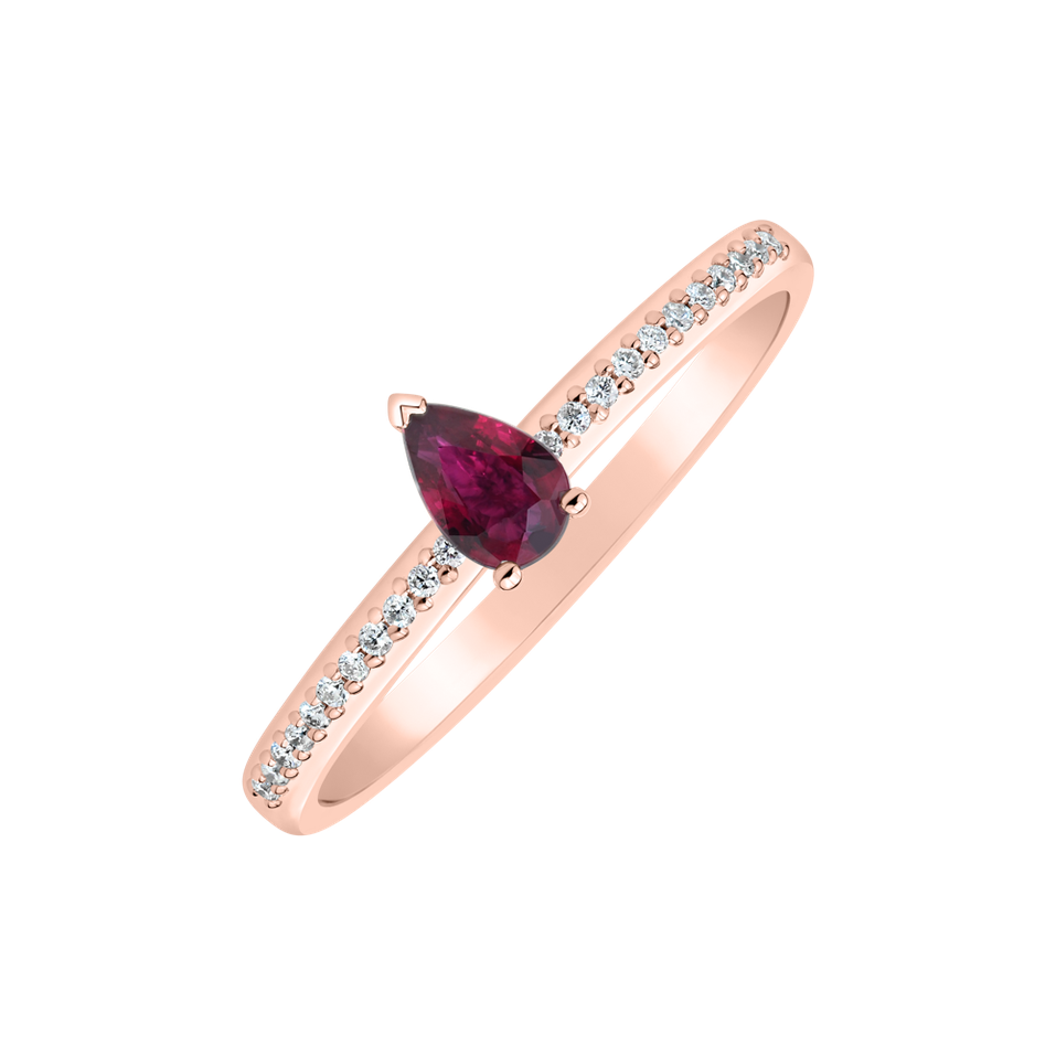 Diamond ring with Ruby Seriane